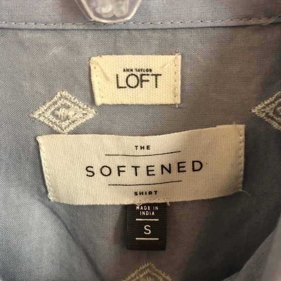 Ann Taylor Loft NWT The Softened Thin Lightweight Blue Diamond Pattern Blouse S - Picture 4 of 11